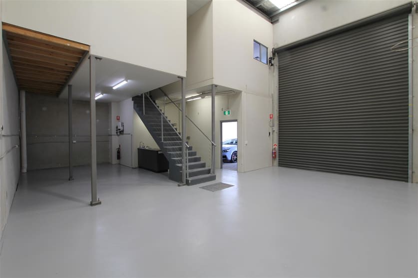 Click to view all images Unit 5/45-47 Stanley Street Peakhurst NSW 2210 - Image 2
