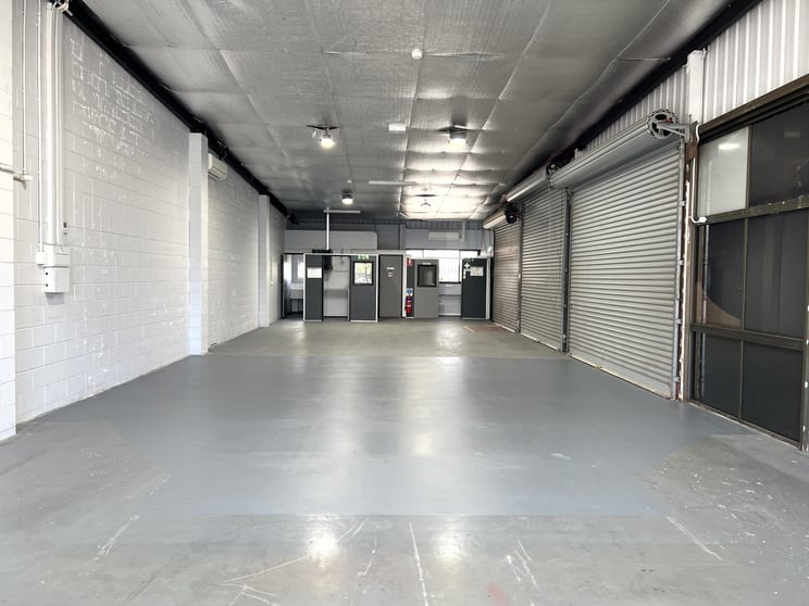 Click to view all images 1/12 Dixon Street Strathpine QLD 4500 - Image 2