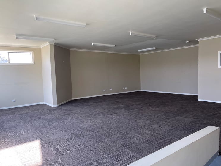 42 Johnson Street Maffra VIC 3860 - Image 3
