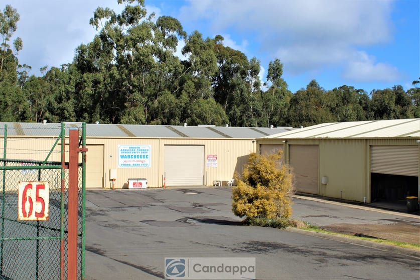 Click to view all images 2/65 Roberts Court Drouin VIC 3818 - Image 3
