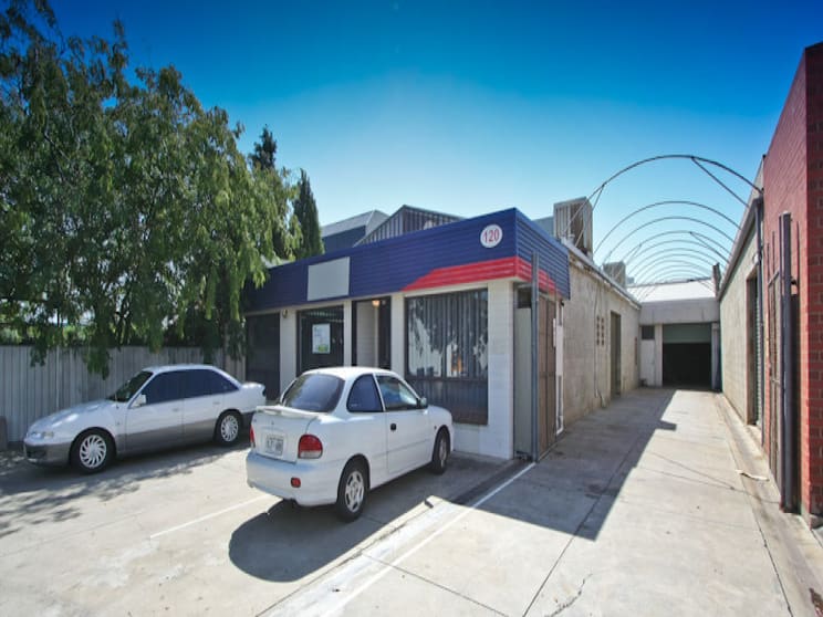 Click to view all images 120 Rozelle Avenue Melrose Park SA 5039 - Image 1