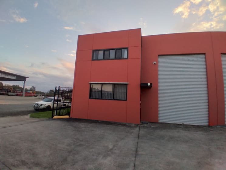 Click to view all images 1/56 Redcliffe Gardens Drive Clontarf QLD 4019 - Image 2