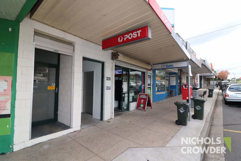 Click to view all images 1/237 Beach Street Frankston VIC 3199 - Image 2