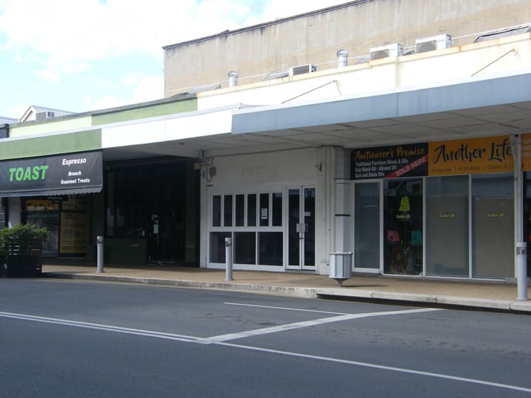 Click to view all images 197 Bazaar Street Maryborough QLD 4650 - Image 2