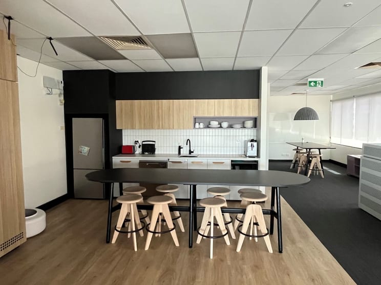 Click to view all images Suite 11/1st Floor, 54 Marina Boulevard Larrakeyah NT 0820 - Image 3