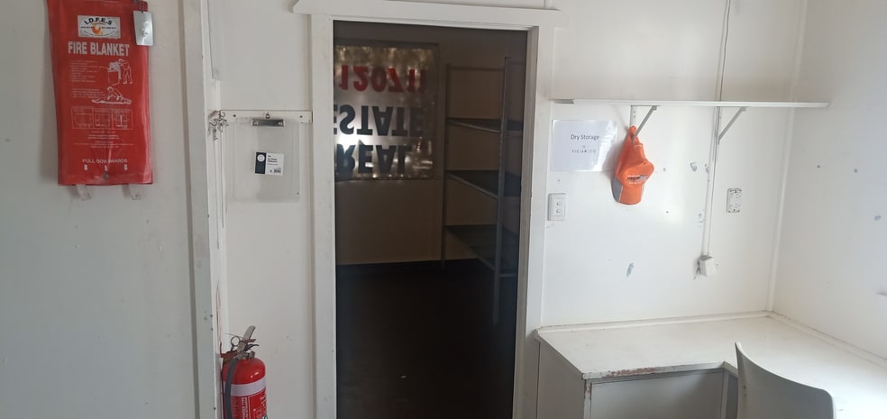 Click to view all images 60 Downs Street North Ipswich QLD 4305 - Image 2