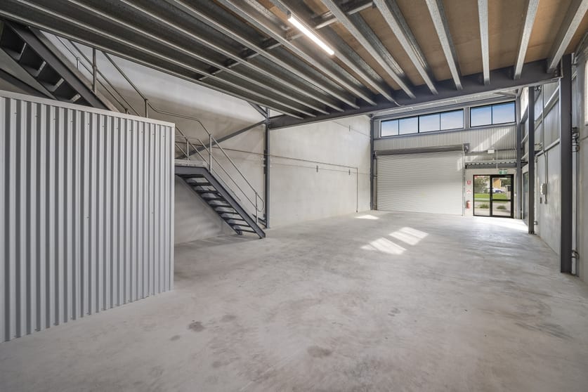Click to view all images Unit 1/10 Superior Avenue Edgeworth NSW 2285 - Image 3