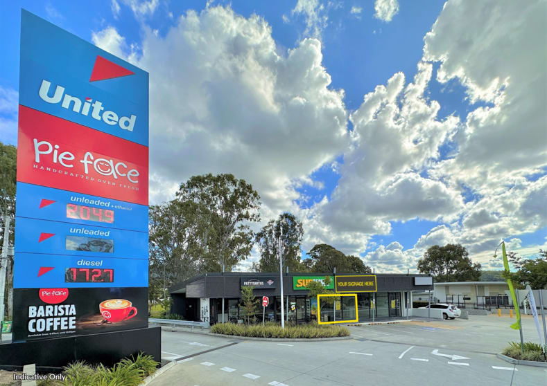 Click to view all images 3/400 Tamborine Oxenford Road Upper Coomera QLD 4209 - Image 2