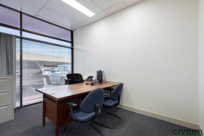 Click to view all images Unit 1/16 Purdue Street Belconnen ACT 2617 - Image 3