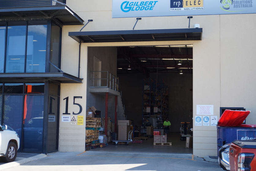 15 Mordaunt Circuit Canning Vale WA 6155 - Image 2