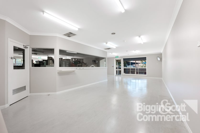 Click to view all images 573 Bell Street Preston VIC 3072 - Image 2