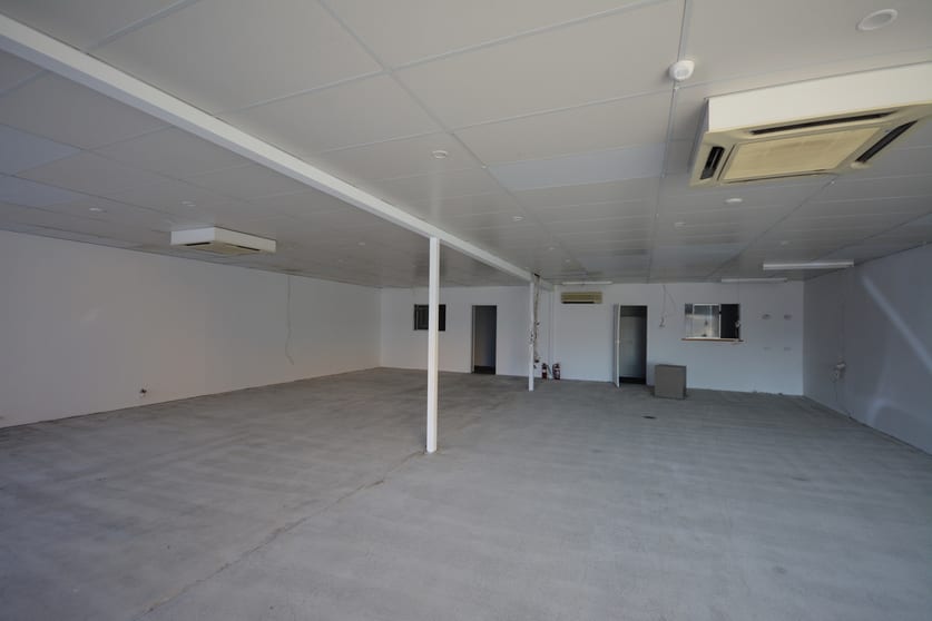 Click to view all images Shop 9 & 10 122 Beach Road Christies Beach SA 5165 - Image 2