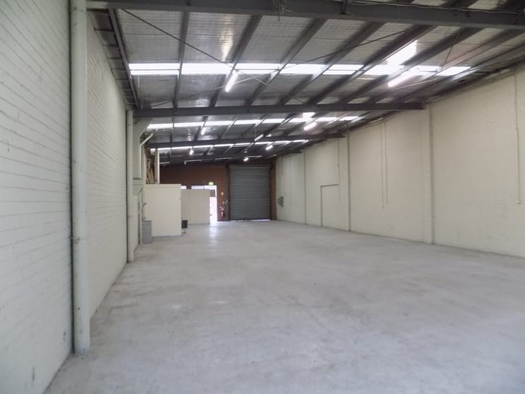 Click to view all images 54A De Havilland Road Mordialloc VIC 3195 - Image 3