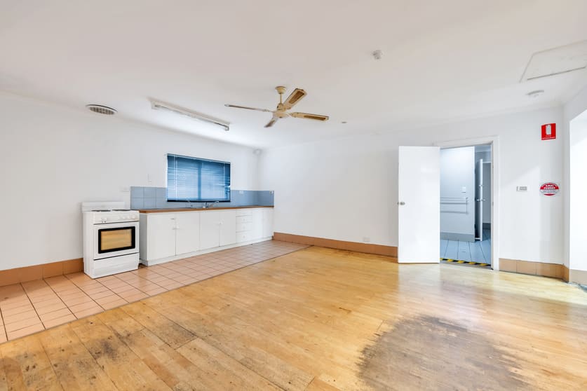 Click to view all images 116 Semaphore Road Semaphore SA 5019 - Image 3