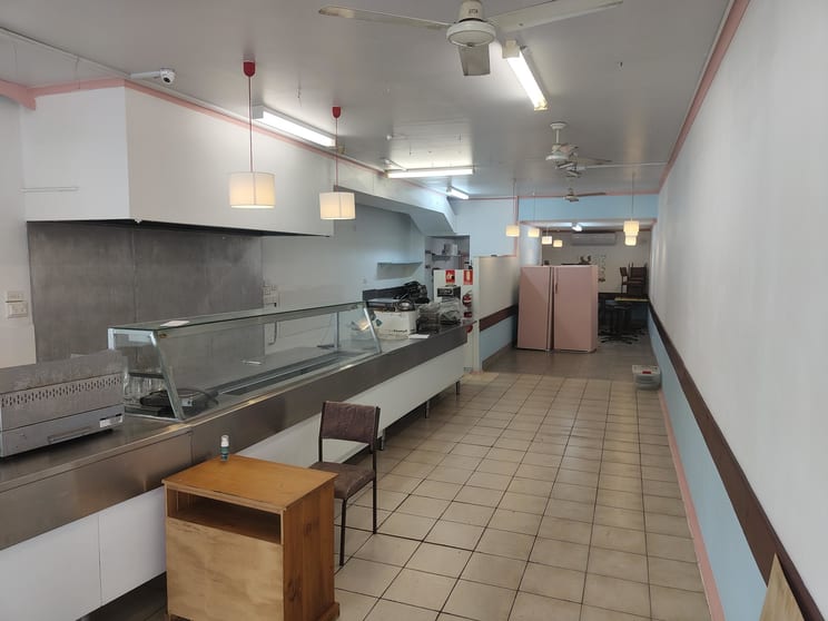 Click to view all images 40 Nicholas Street Ipswich QLD 4305 - Image 2