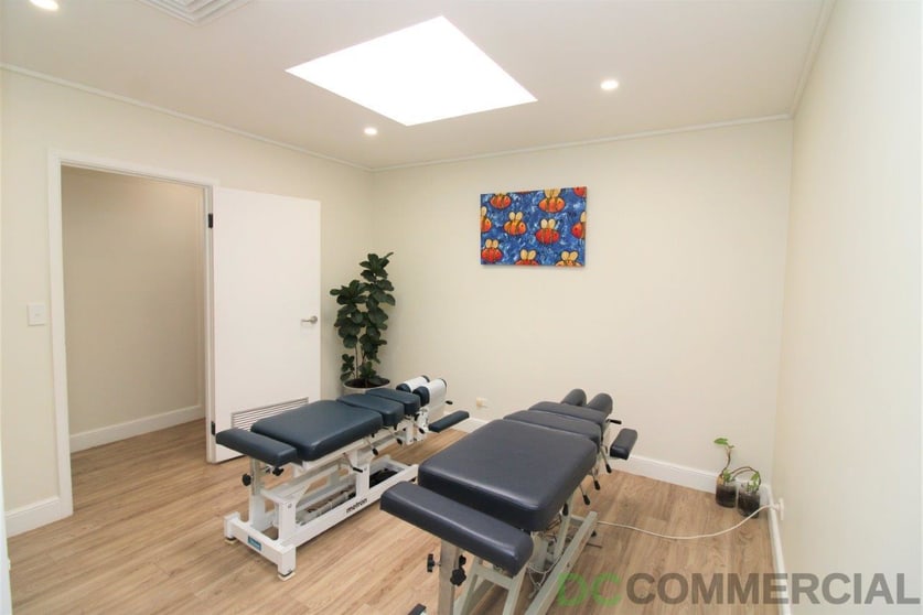Click to view all images 13/7-11 Scott Street East Toowoomba QLD 4350 - Image 3