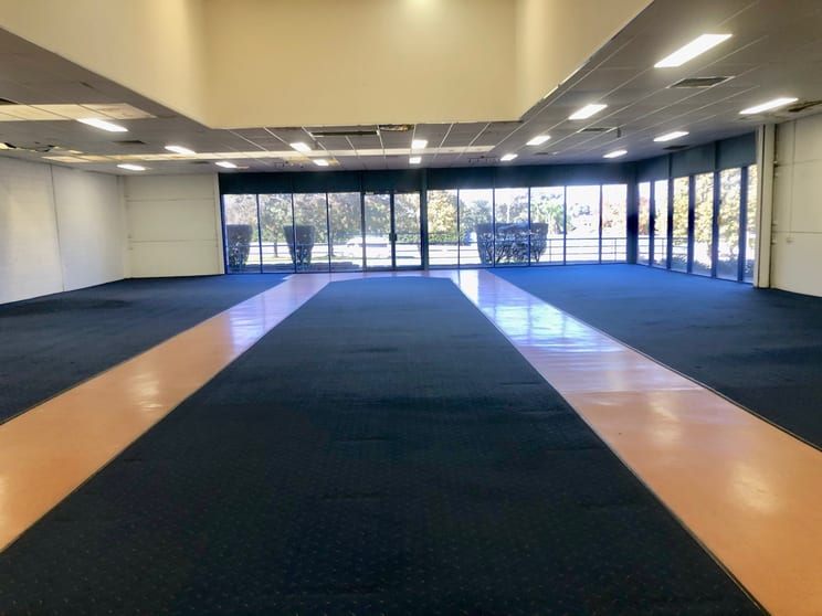 Click to view all images 1/2 Garling Road Kings Park NSW 2148 - Image 2