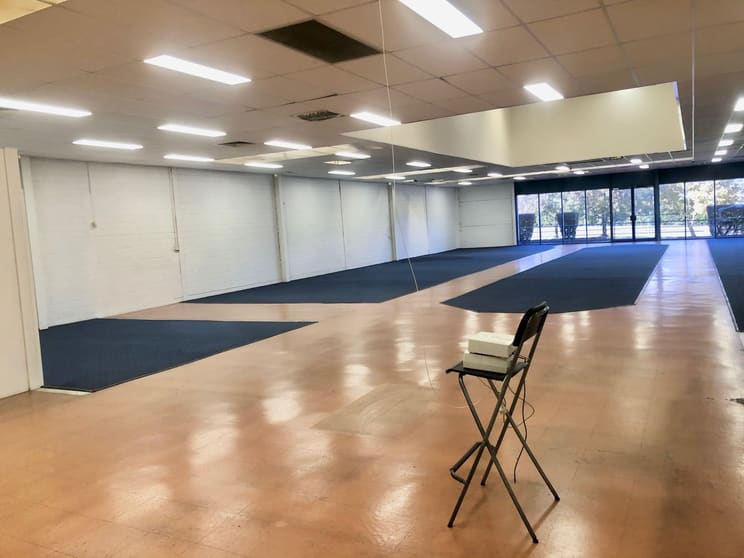 Click to view all images 1/2 Garling Road Kings Park NSW 2148 - Image 3