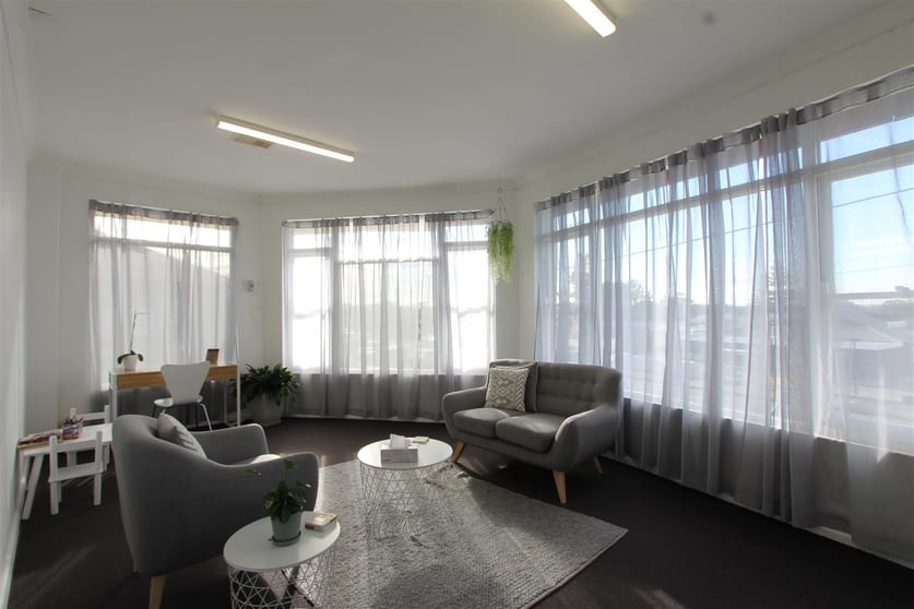 Click to view all images 1/335 Rocky Point Road Sans Souci NSW 2219 - Image 3