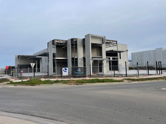 Click to view all images 1 & 2/45 Paramount Boulevard Cranbourne West VIC 3977 - Image 2