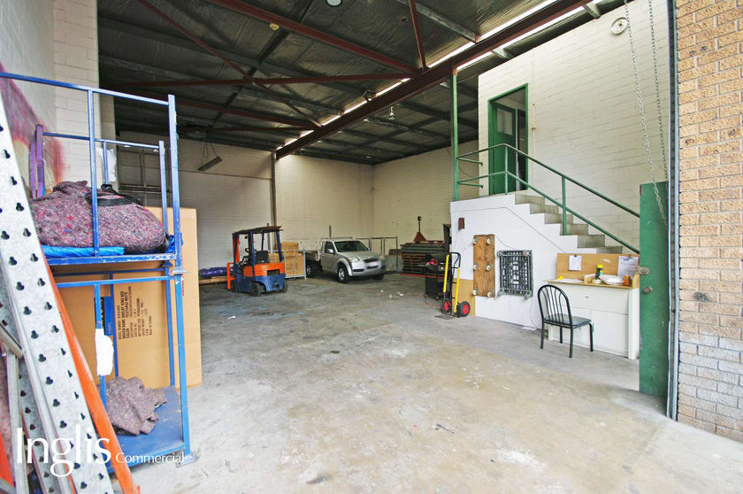 Click to view all images 5/11 Lancaster Street Ingleburn NSW 2565 - Image 3