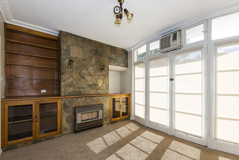 Click to view all images 1/8-12 Binns Street Montmorency VIC 3094 - Image 2