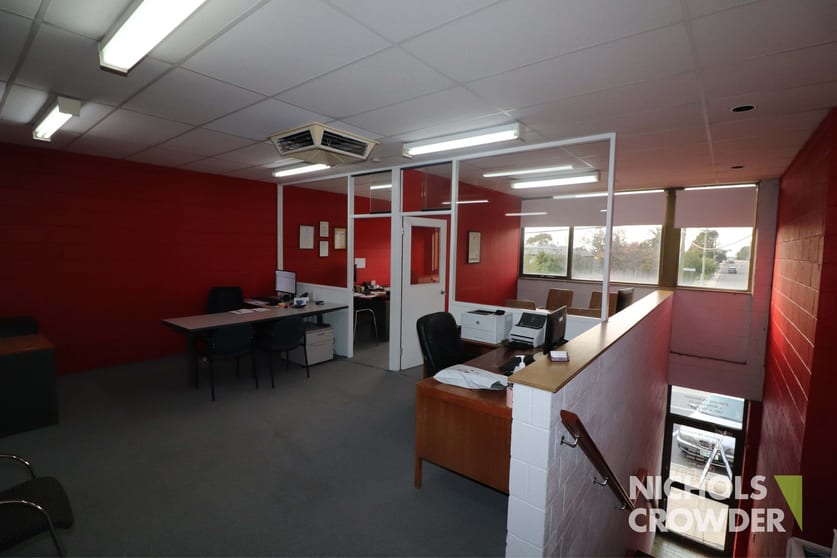 Click to view all images Level 1/50C Heatherhill Road Frankston VIC 3199 - Image 2
