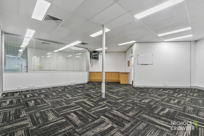 Click to view all images 10/108-120 Young Street Frankston VIC 3199 - Image 3