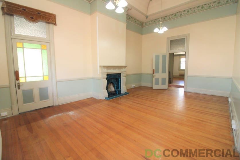 Click to view all images 8/1 Clifford Street Toowoomba City QLD 4350 - Image 2