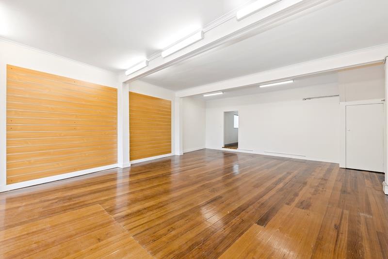 Click to view all images Ground Shop/275 Burwood Highway Burwood VIC 3125 - Image 3