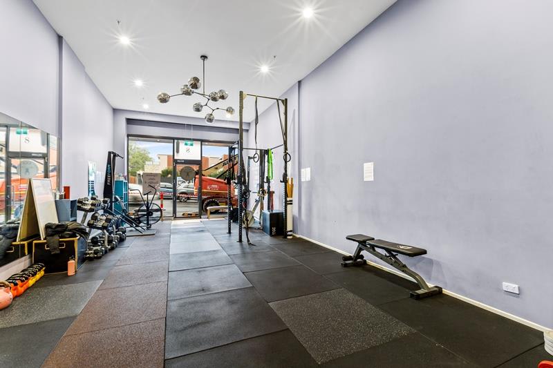 Click to view all images Ground Shop/35-43 High Street Glen Iris VIC 3146 - Image 3