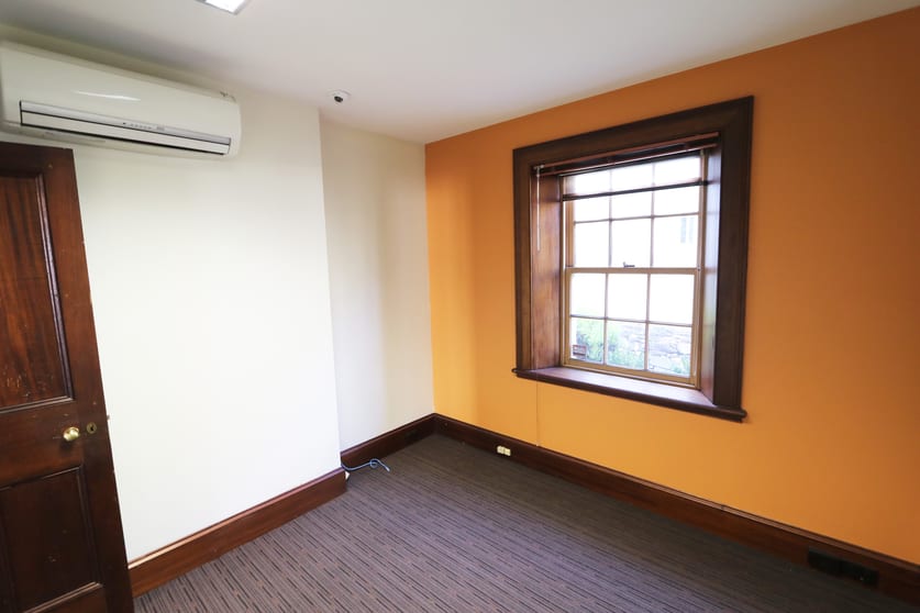 Click to view all images 2/100 Cameron Street Launceston TAS 7250 - Image 3