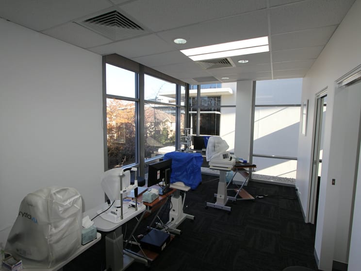 Click to view all images 2.13/4 Hyde Parade Campbelltown NSW 2560 - Image 3