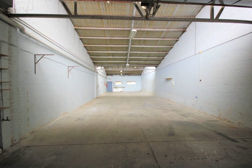 Click to view all images 8/200 Chesterville Road Moorabbin VIC 3189 - Image 2