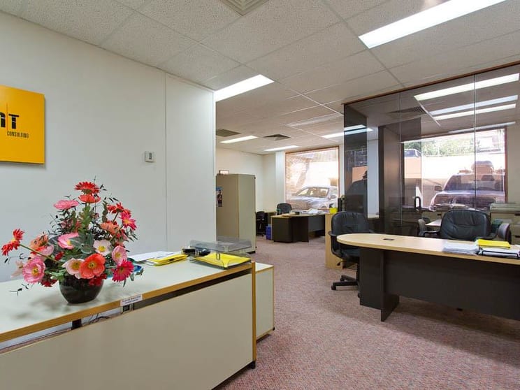 Click to view all images Suite 3/131 Bulleen Road Balwyn North VIC 3104 - Image 2
