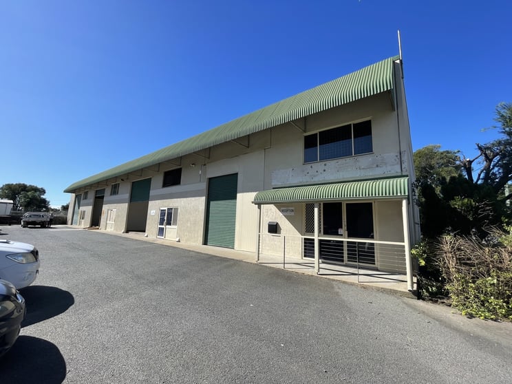 Click to view all images 5&6/5-7 Lundberg Drive South Murwillumbah NSW 2484 - Image 2