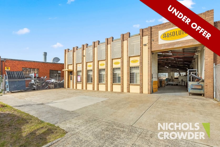 Click to view all images 1 Elma Road Cheltenham VIC 3192 - Image 1