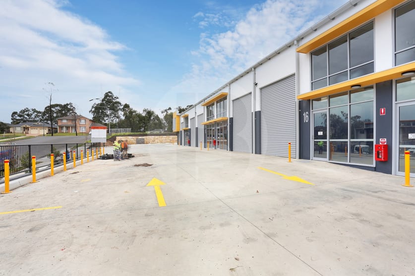 Click to view all images 22/2 MONEY CLOSE Rouse Hill NSW 2155 - Image 1