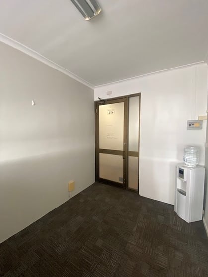 Click to view all images 6/50 Crown Street Wollongong NSW 2500 - Image 2