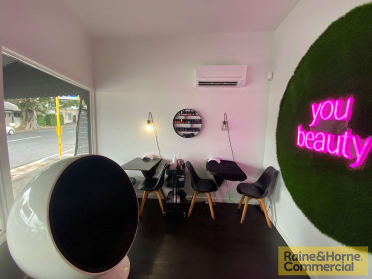 Click to view all images 1/33 Macgregor Terrace Bardon QLD 4065 - Image 2