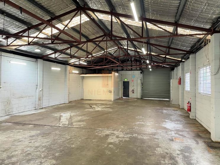 Click to view all images Warehouse/30A Carrington Road Guildford NSW 2161 - Image 3