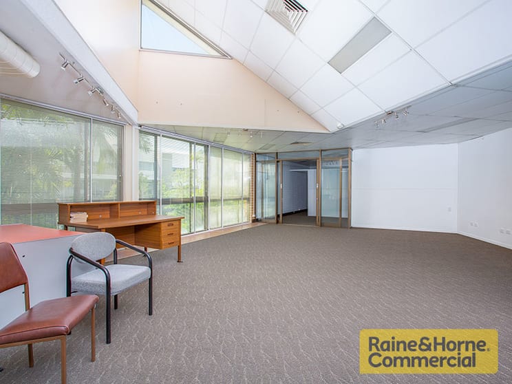 Click to view all images 5/468 Enoggera Road Alderley QLD 4051 - Image 2