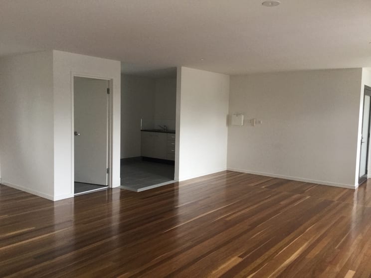Click to view all images 3/53 Ludwick Street Cannon Hill QLD 4170 - Image 2