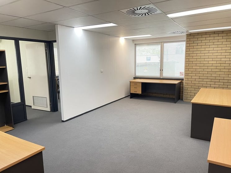 Click to view all images 6/2 Benson Street Toowong QLD 4066 - Image 2
