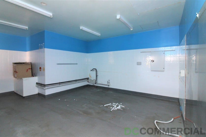 B/221a-225 Ruthven Street North Toowoomba QLD 4350 - Image 1