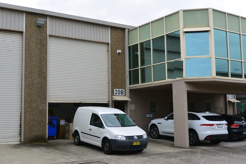 Click to view all images 20b/1 - 3 Endeavour Rd Caringbah NSW 2229 - Image 1