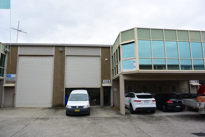 Click to view all images 20b/1 - 3 Endeavour Rd Caringbah NSW 2229 - Image 3
