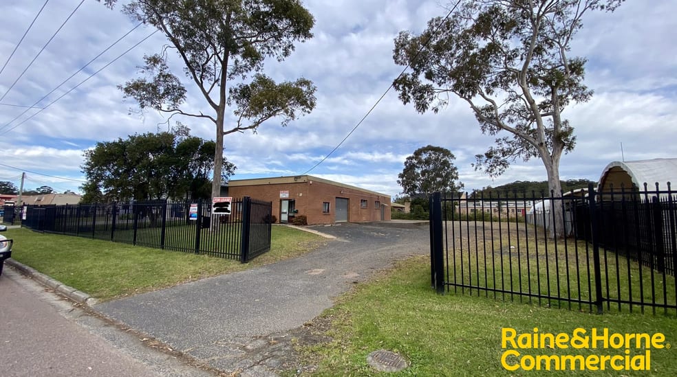 Click to view all images 33 Ace Crescent Tuggerah NSW 2259 - Image 1