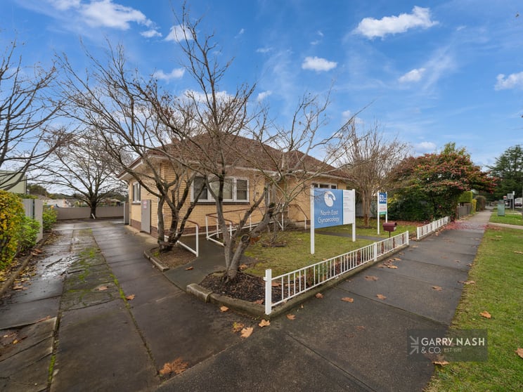 Click to view all images 63 Green Street Wangaratta VIC 3677 - Image 2