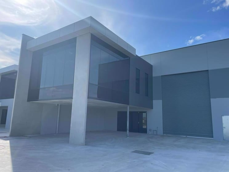 Click to view all images 20 Frances Drive Dandenong South VIC 3175 - Image 2